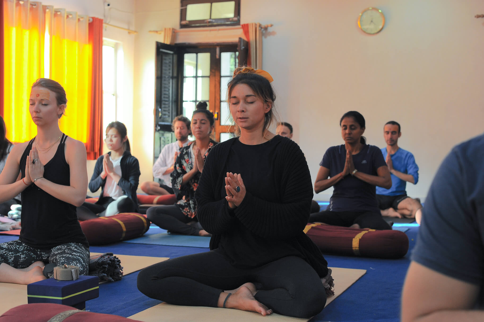 10 Days Sun Salutation Retreat – Yoga Vidya Mandiram, Rishikesh, India
