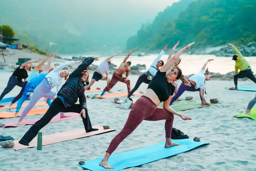 100 Hour Yoga Teacher Training in Rishikesh – Mira Yogashala
