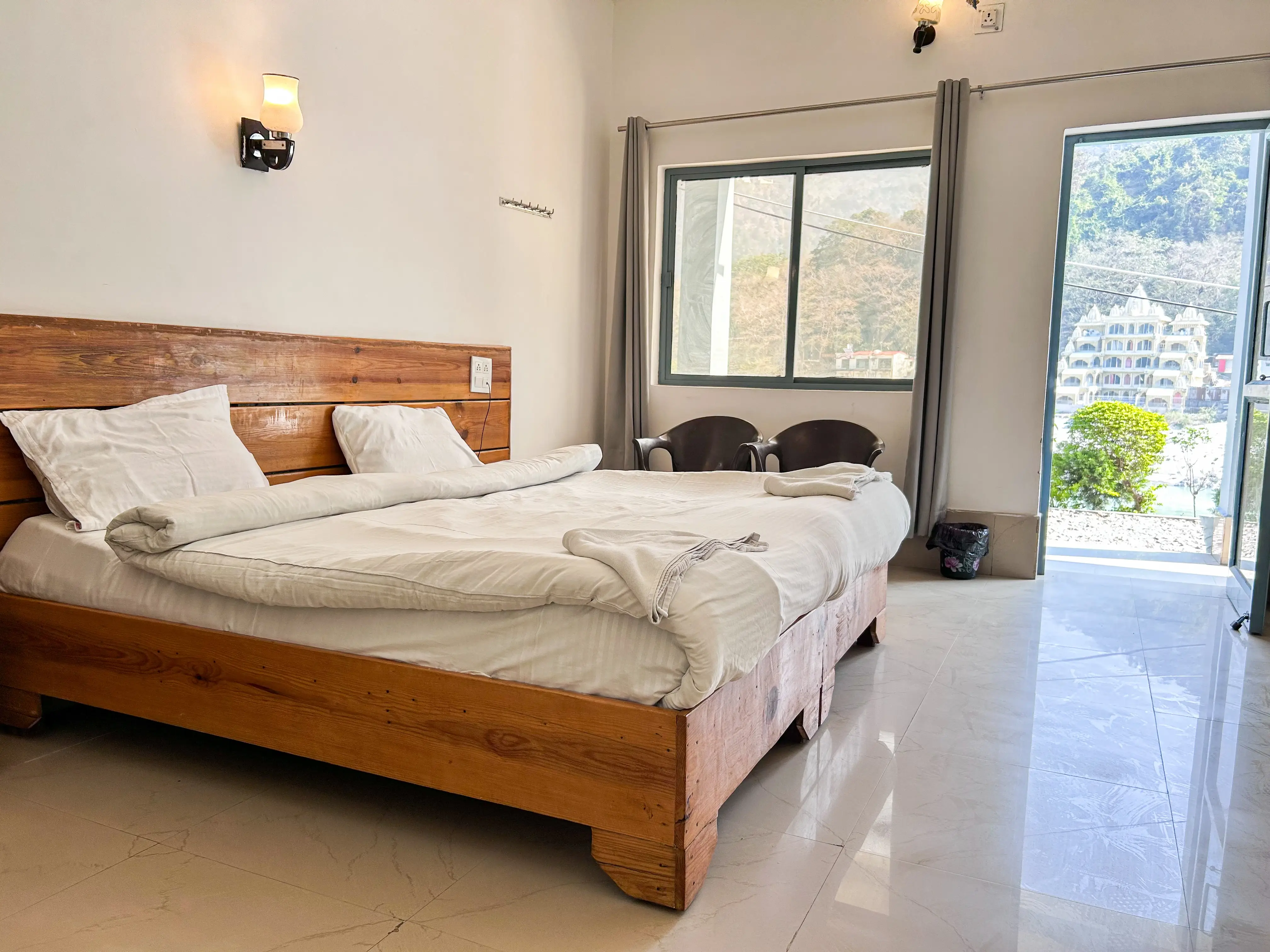 Photo of 100 Hour Yoga Teacher Training in Rishikesh – Om Setu Yogashala yoga retreat in Uttarakhand