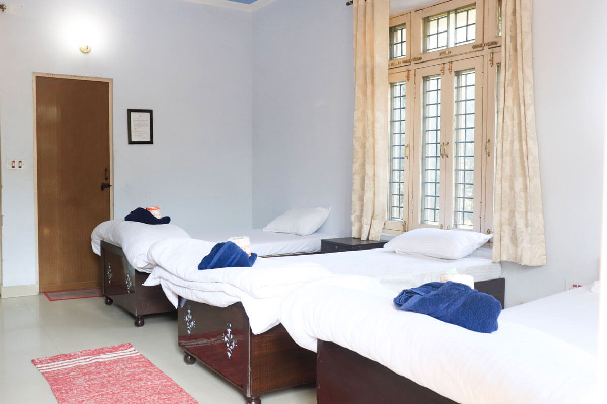 Private Double Room (2 persons) - Photo 17 Days Breath & Pranayama Retreat (Yoga Vidya Mandiram, Rishikesh, India) yoga retreat in Uttarakhand