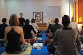 7 Days Yoga & Meditation Retreat in Rishikesh, India