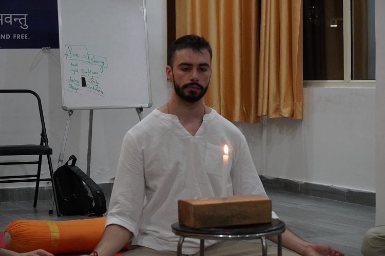 Photo of 100 Hours Yoga Teacher Training in Rishikesh – Rishikesh Yoga School yoga retreat in Uttarakhand